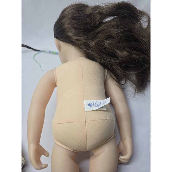 AVONLEA TRADITIONS MAPLELEA CANADIAN GIRL TARYN DOLL 2017-2019 Edition - Picture 10 of 16